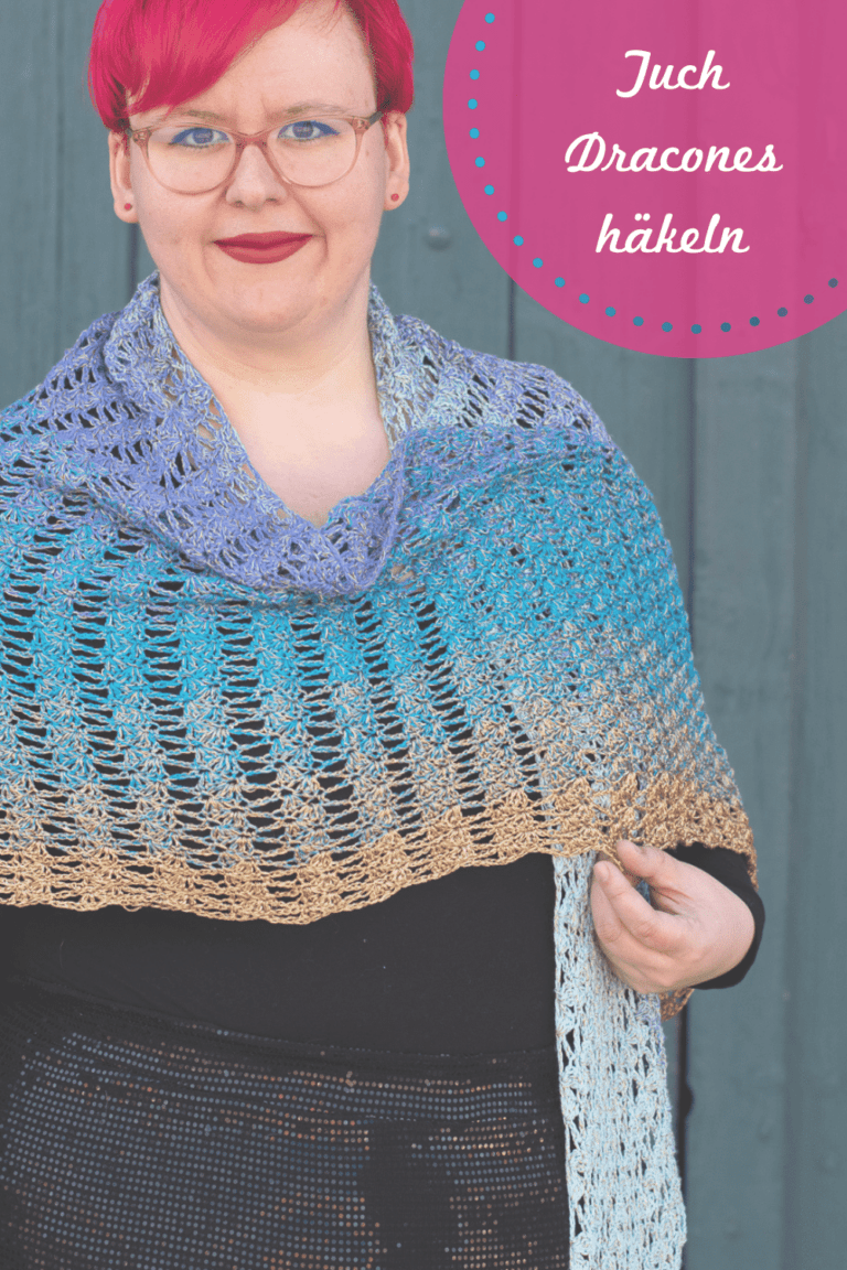 Asymmetrisches Dreieckstuch Dracones