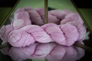 Balance handgefärbt Himbeerjoghurt